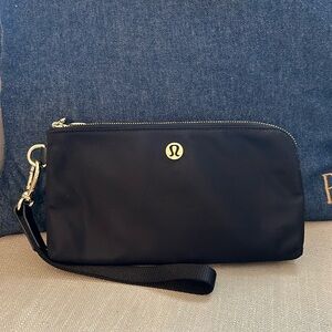 Lululemon Curved Wristlet